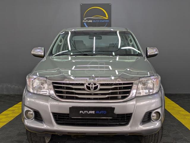 Toyota HILUX 2.5 G VNT FACELIFT (A) NO OFFROAD 4X4 - 5