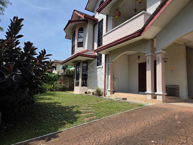 Charming bungalow for sale at Saujana Akasia 1