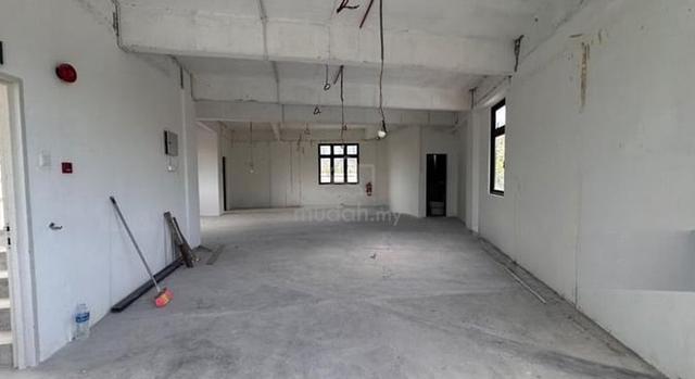 3 storey commercial bungalow building jelutong penang 5000sf for rent 3