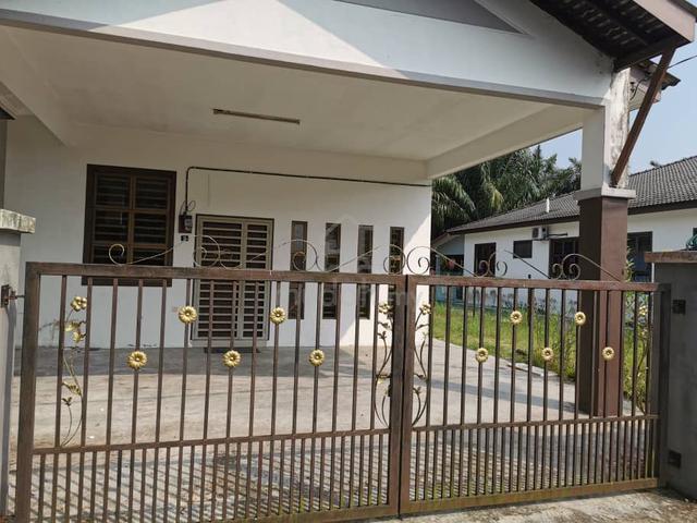 Taman Sri Bahagia - Semi D 1