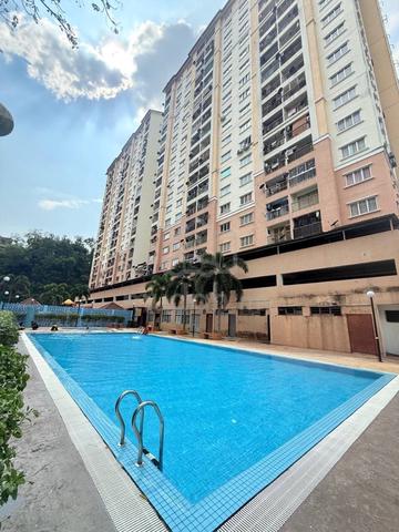 Lakeview Apartments 1