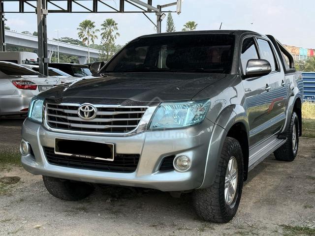 2011 Toyota Hilux 2.5 G (A) 4X4  - 1