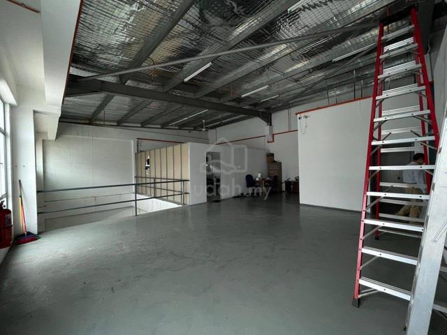 SILC Semi D Factory 7656sqft Freehold 200AMP 1