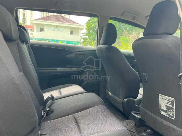2015 Toyota WISH 1.8 X (A) - 4