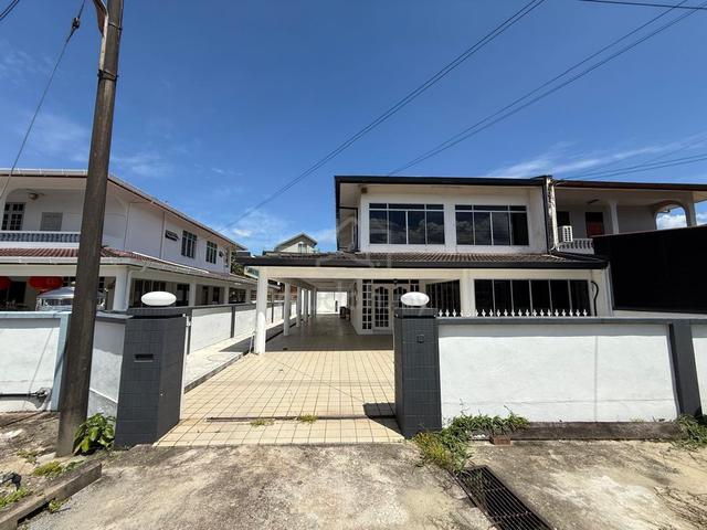 ARANG ROAD DOUBLE STOREY SEMI DETACHED FOR RENT At BATU KAWA KUCHING 1