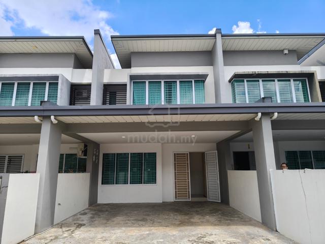 Stampin Baru Double Storey House FOR RENT‼️[🛌 4 Bed 🛁 3 Bath]🔥 1