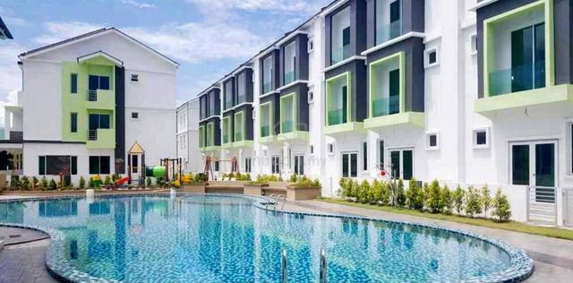 Endlot 3 Storey Terrace Maple Residence, Sg Puyu, Butterworth 1