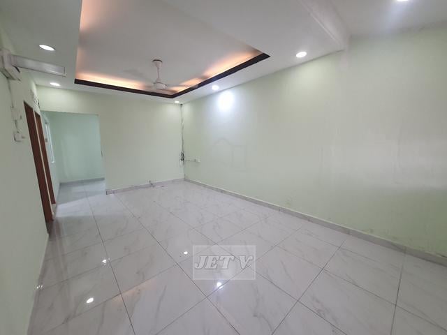 Fully Extended Kampung jawa Single Storey House 1650sqft For Rent 1