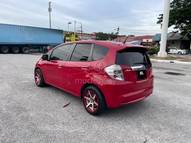 2012 Honda JAZZ 1.3 (HYBRID) FACELIFT (A) - 5