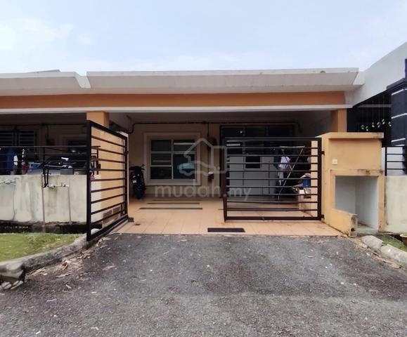 Single Storey Terrace, Taman Nusa Intan, Senawang 1