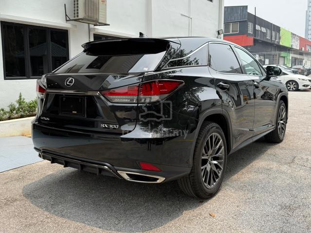 2022 Lexus RX300 2.0 F SPORT 17k Km 4CAM SRoof HUD - 2