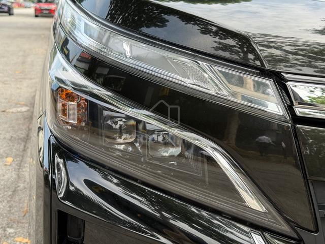 2021 Toyota VOXY 2.0 ZS KIRAMEKI III (A) - 2