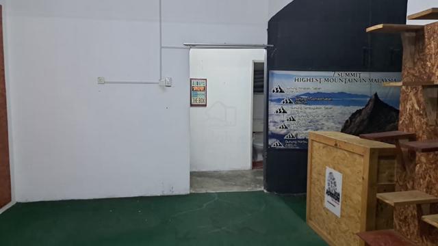 UNTUK DISEWAKAN: Lot Kedai Tingkat Atas [Taman Langat Murni, Banting] 1