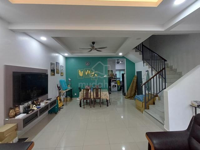 2 Storey Terrace Sari Alamanda Rawang Renovated FREEHOLD Below RM450K 1