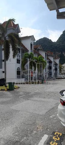 Alpine Village Apartment 1