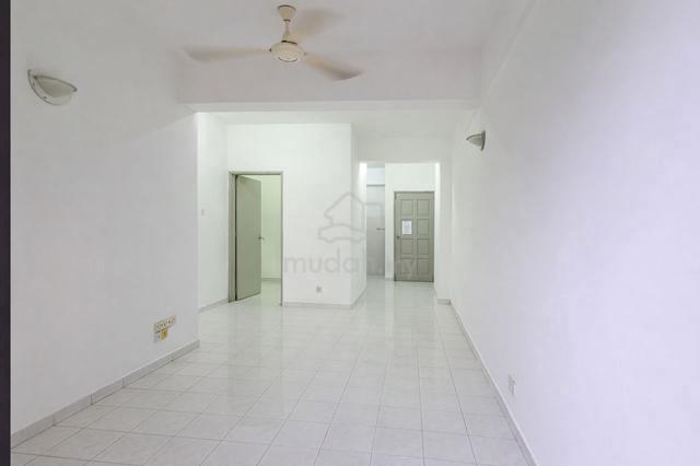 Taman Desa Relau 2 Apartment Freehold 753sqft 3R2B RM280K 1