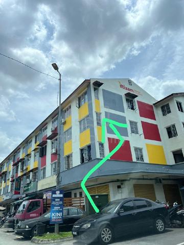Desa Temenggung 1