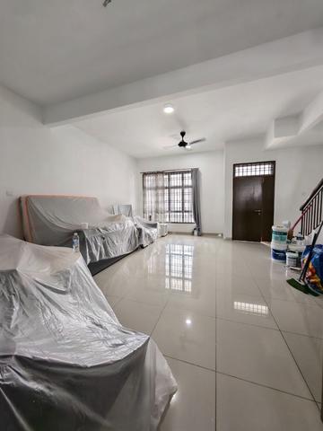 Cheap / Taman Pulai Hijauan / Kangkar Pulai / 2 Sty / Gated Guarded 1