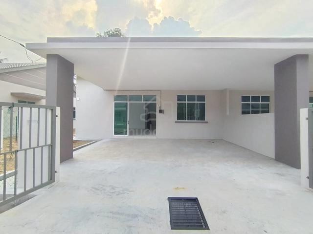 Semi D Taman Jambu Makmur, Peramu, Pekan. 1