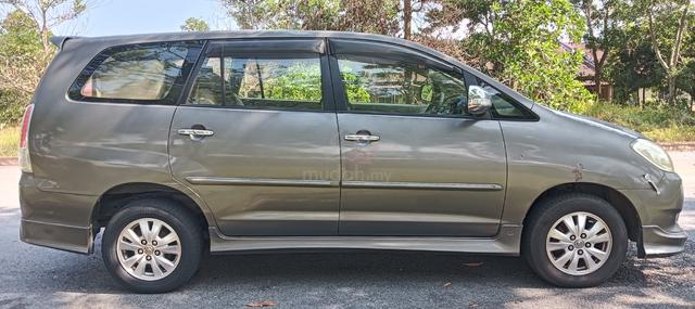 2009 Toyota INNOVA 2.0 G FACELIFT (A) - 3
