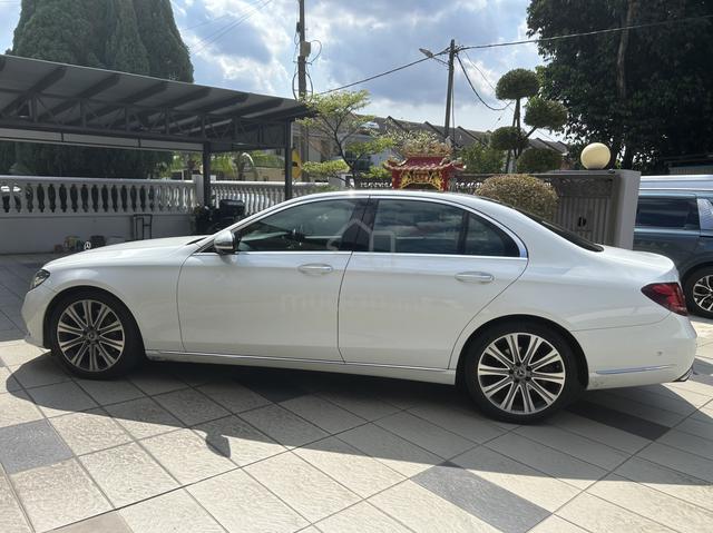 2019 Mercedes Benz E300 2.0 EXCLUSIVE (A) - 4