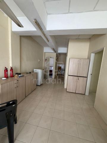 Dataran Otomobil Apartment 1
