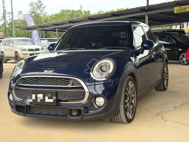 2018 Mini COOPER 2.0 S (F55 LCI) JCW (A) - 1