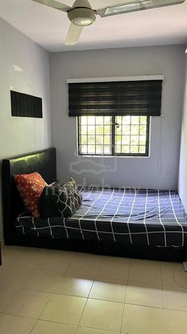 Medium room 1