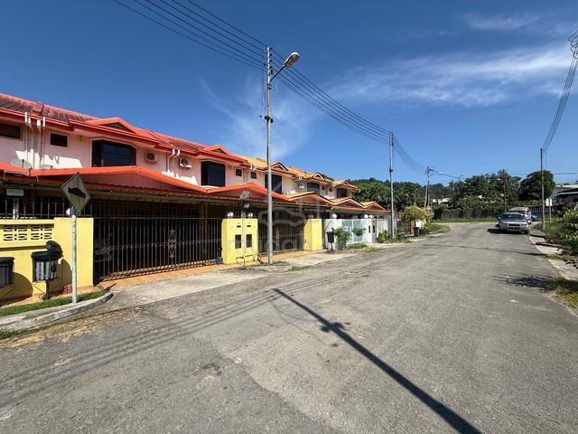 2-storey Terraced House for Sale, 3 Bedroom, 1919 sq.ft, Inanam, Sabah ...
