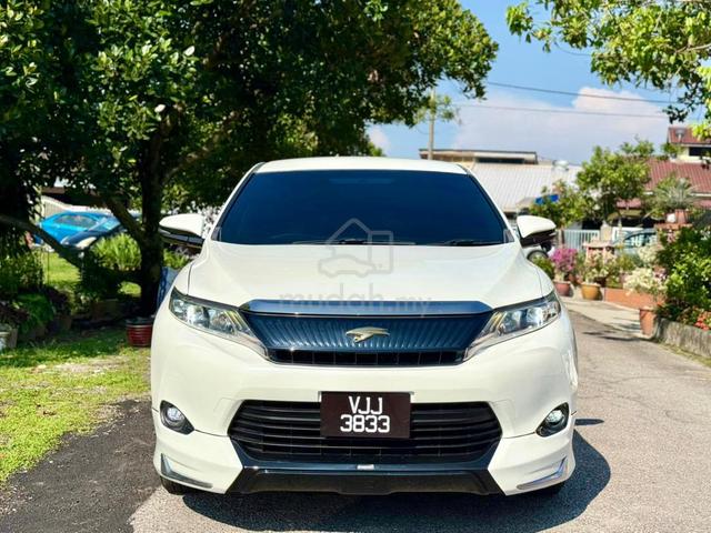 ON THE ROAD 2015 Toyota HARRIER 2.0 - 3