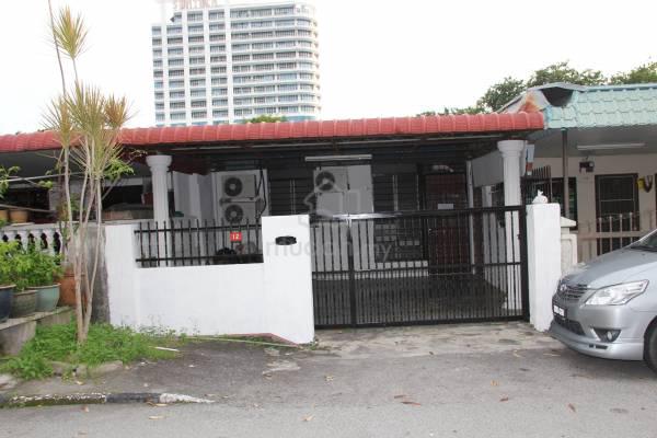 Lorong mahsuri , Bayan Baru 1