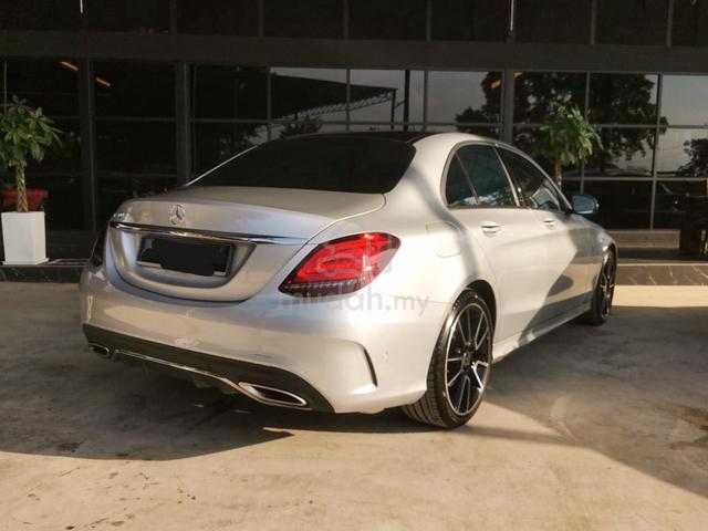 2020 Mercedes Benz C300 2.0 AMG LINE F/Service - 4