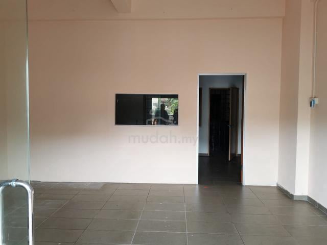 Petaling Jaya Sungai Way SS9A Ground Floor Shop Lot Near Car Park 1