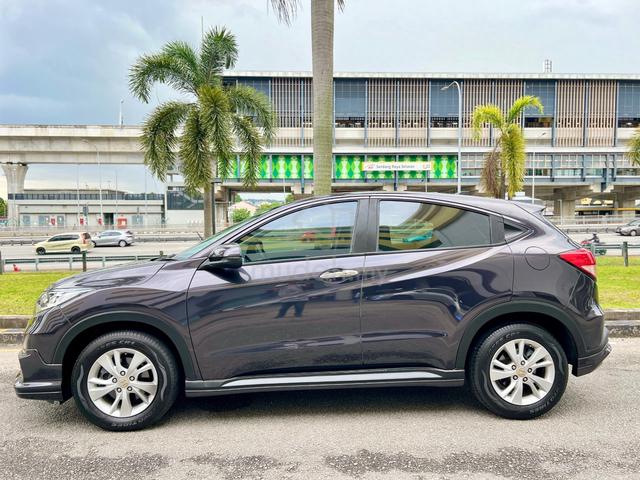 2016 Honda HR-V 1.8 V SEMI LEATHER FullBodykit HRV - 5