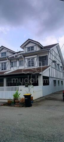 Gated & Guarded (Partially Furnish) Double Storey House For Rent 1