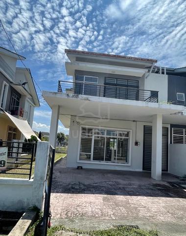 Semi-Detached House For Sale in Bandar Saujana Putra, Selangor 1