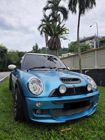Mini Cooper S R53 (First Generation) - 1