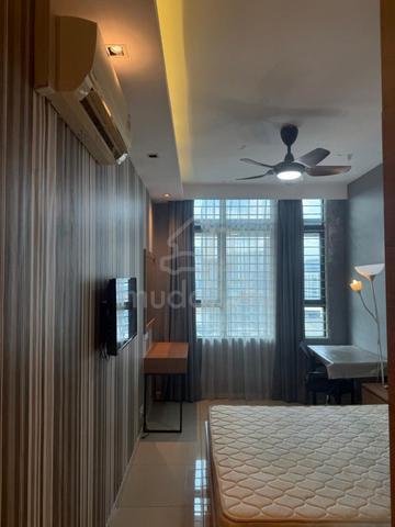 Centrestage Designer Suite 1