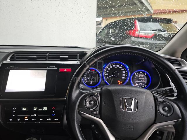 2015 Honda CITY 1.5 V (A) - 5