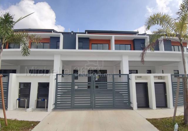 2 Storey House @ Bandar Rimbayu - Air Conds & Water Heaters9 1