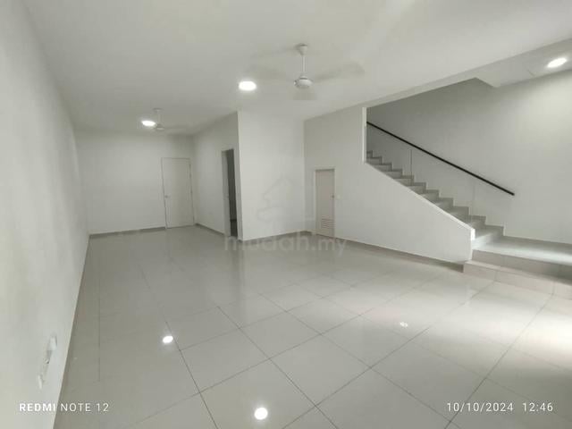 GUARDED GATED Double Storey Terrace Taman Krubong Heights near Cheng 1