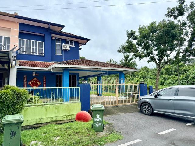 Corner Double Storey Terrace For Sales
Matang 6 1/2 mile 1