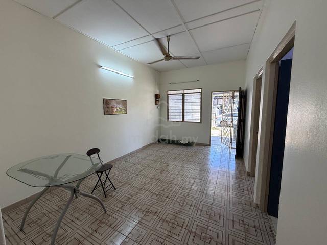 Monthly Installment RM 800 Bercham Single Storey House/ 3 Rooms/ Ipoh 1