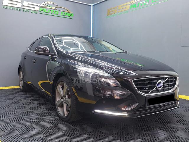 2016 Volvo V40 2.0 T5 (A) - 1