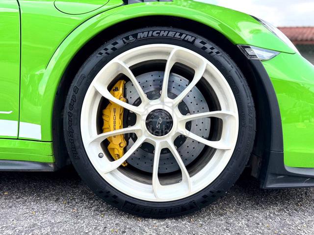 2019 Porsche 911 GT3 RS 4.0L (A) - 5