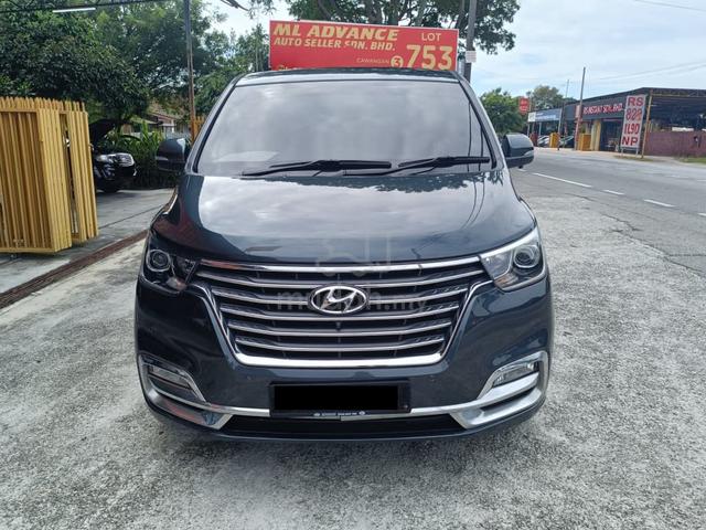 2019 Hyundai GRAND STAREX 2.5 (LOAN KEDAI/BANK/CD) - 4