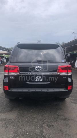 2018 Toyota LANDCRUISER 4.6 AX-G SELECTION (A) - 2