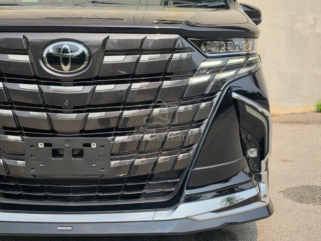 2025 Toyota ALPHARD 2.5 Z (A) - 4
