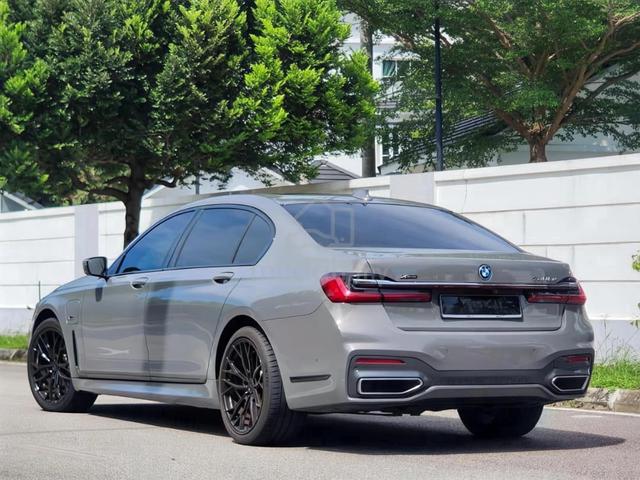 OCT 2022 BMW 740Le (A) Ori M Sport LCi Facelift - 4