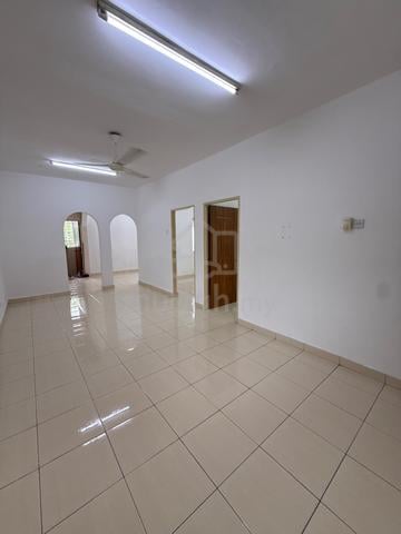 Pangsapuri Kuang 1